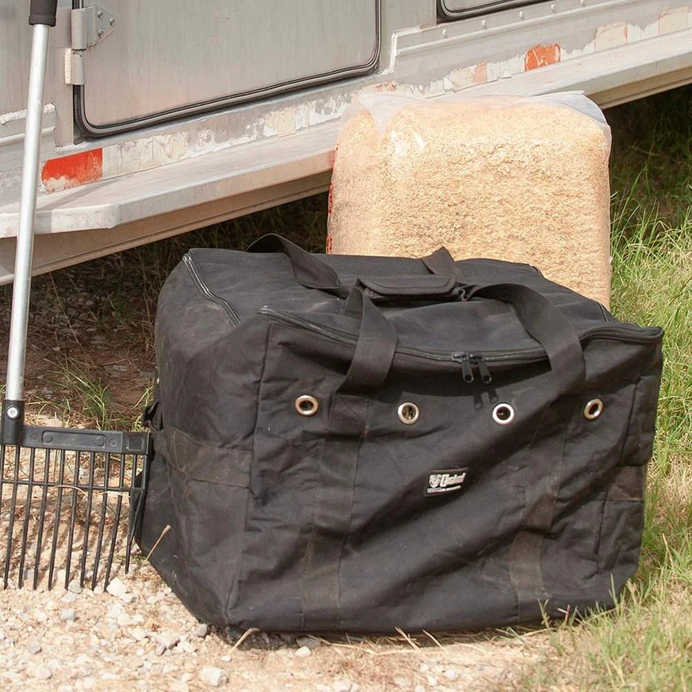 Cashel Company Half Bale Bag 4 Cashel Company Half Bale Bag - Image 2